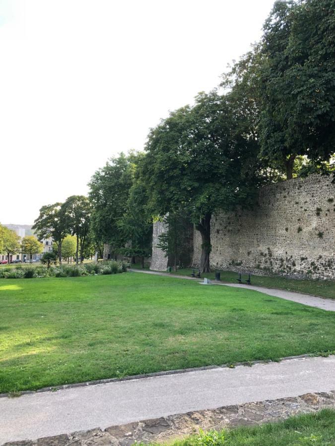 Apartament Face Aux Remparts Boulogne-sur-Mer Zewnętrze zdjęcie